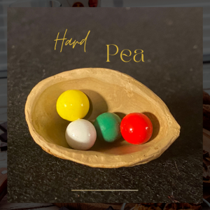 Hard Pea - Awly Studio y Magos Artesanos